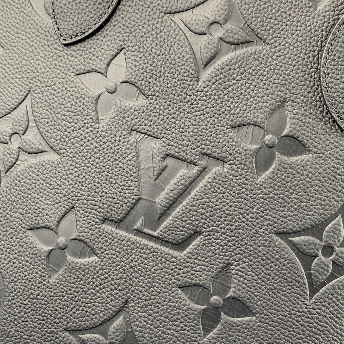 LV Neverfull MM (31 x 28 x 14 cm)